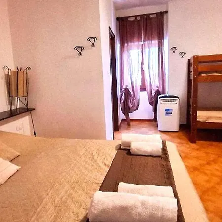 Vakantiehuis Antica Casa In Pietra Vista Mare Pompeiana